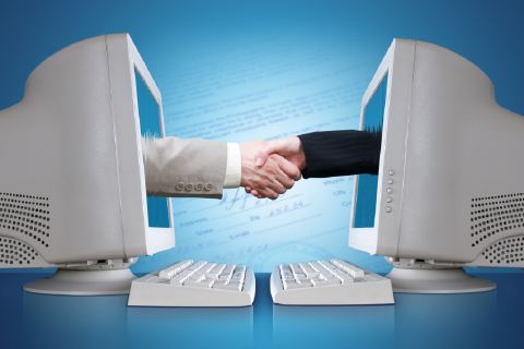 Медийная и баннерная контекстная реклама в интернете.
